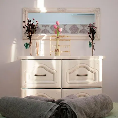 Cozy Special Queen Mary With Parking Apartament Bucureşti
